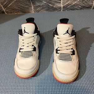 Kids Jordan Retro 4 Black, red, white Sz: 12C